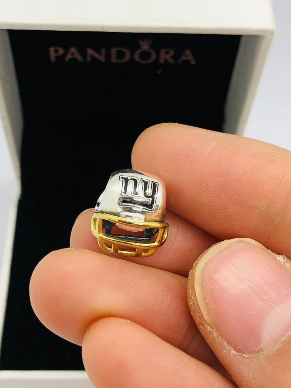 ✨🔥Pandora New York Giants Football Helmet Charm